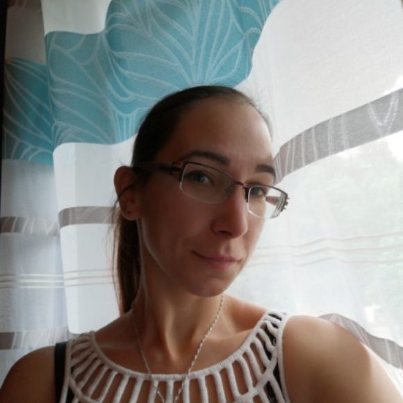 Profile picture of Thia