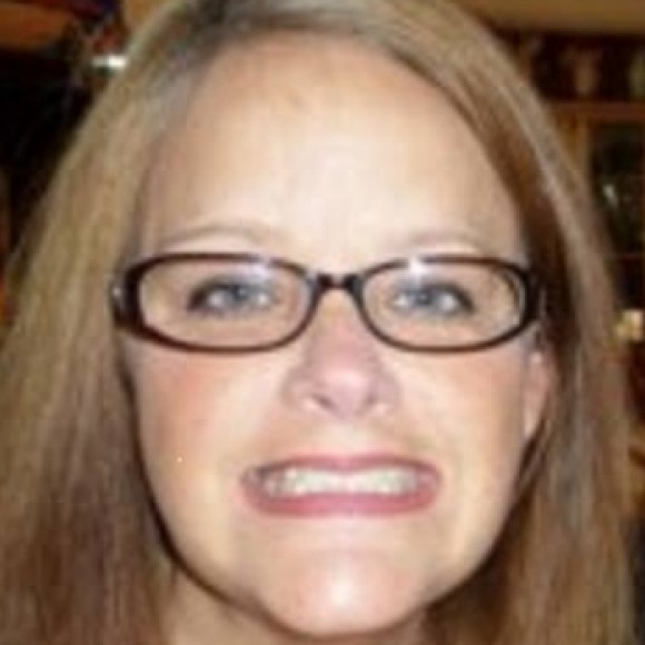 Profile picture of Amy Thomasson