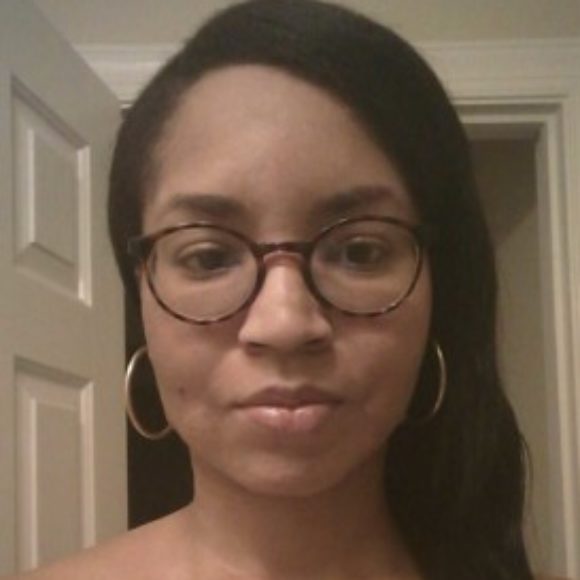 Profile picture of Cassie Tee