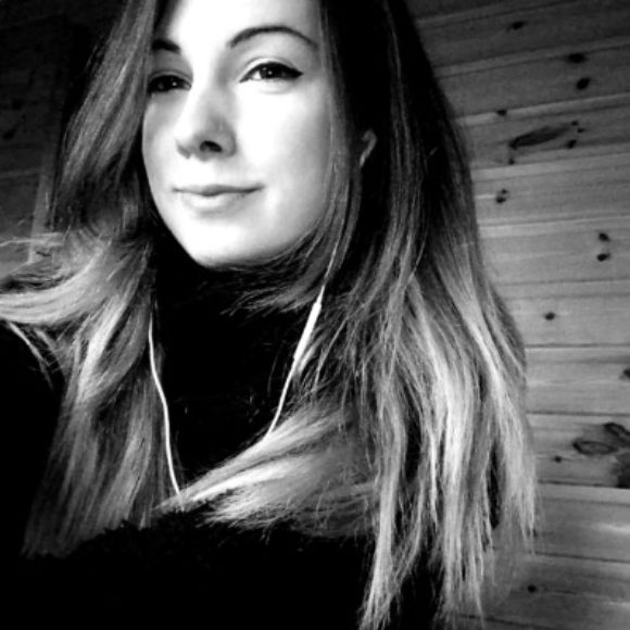 Profile picture of Holly