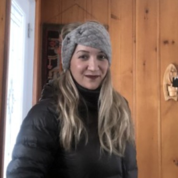 Profile picture of Lisa