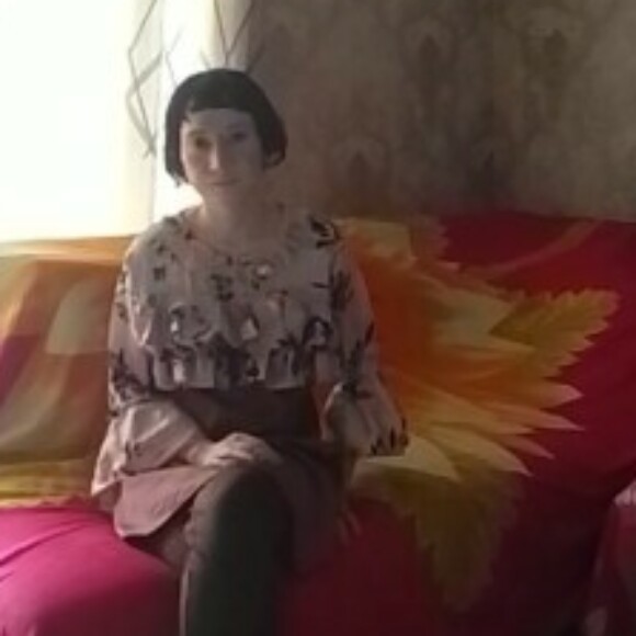 Profile picture of J