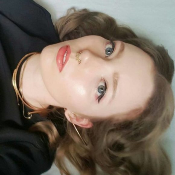 Profile picture of alice