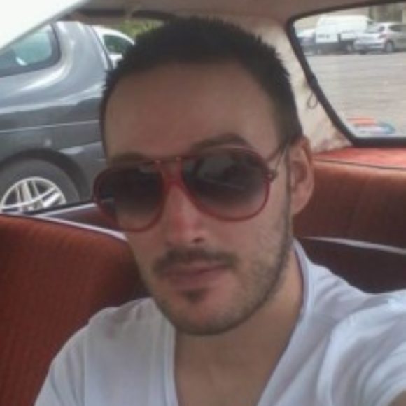 Profile picture of julien