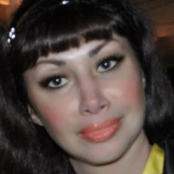 Profile picture of Ella