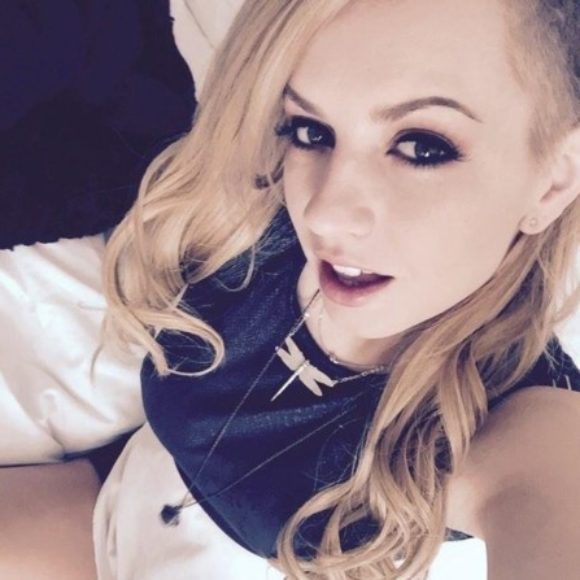 Profile picture of chloe dawson